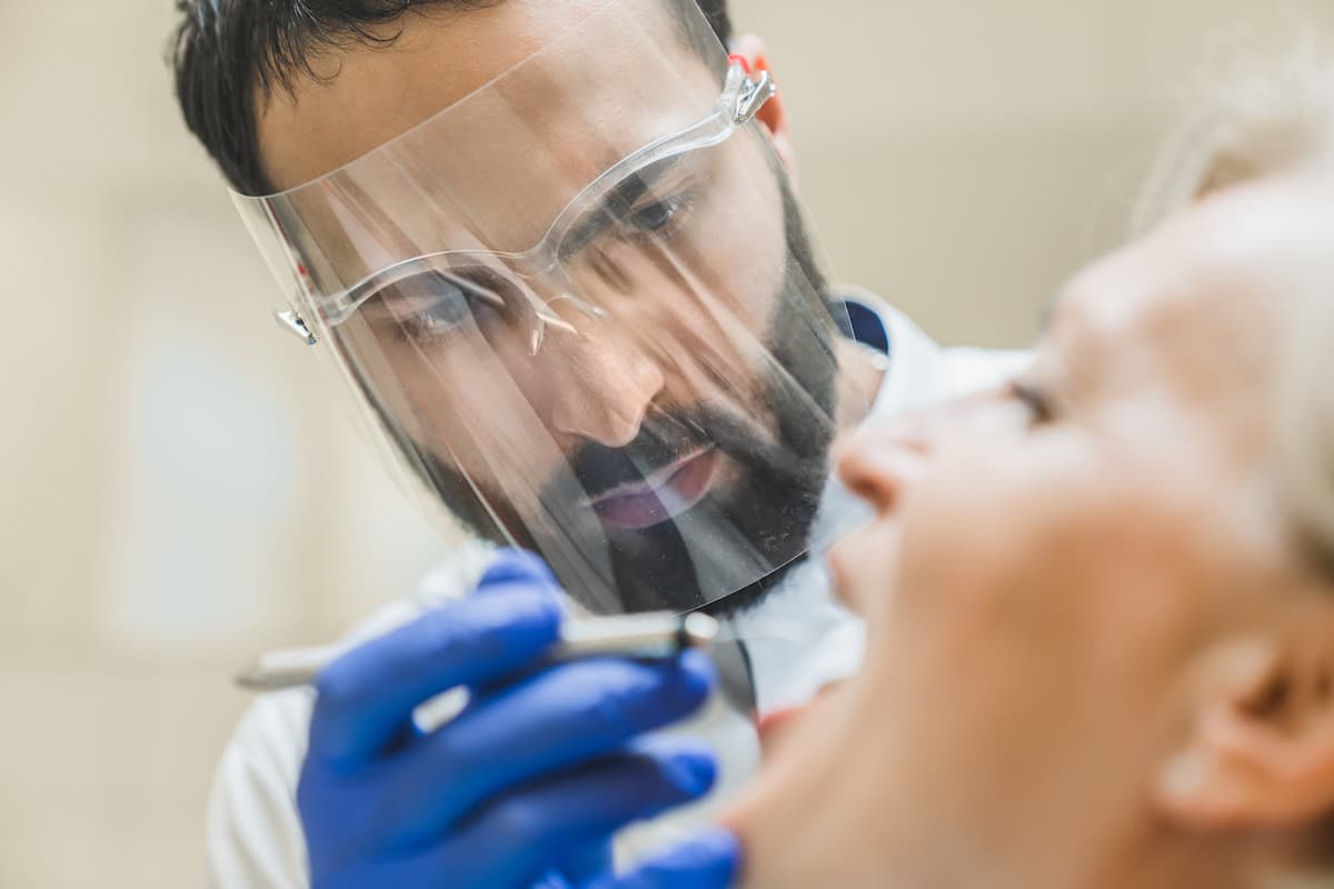 male-orthodontist-stomatologist-in-protective-mask-2025-01-09-03-23-48-utc (1)